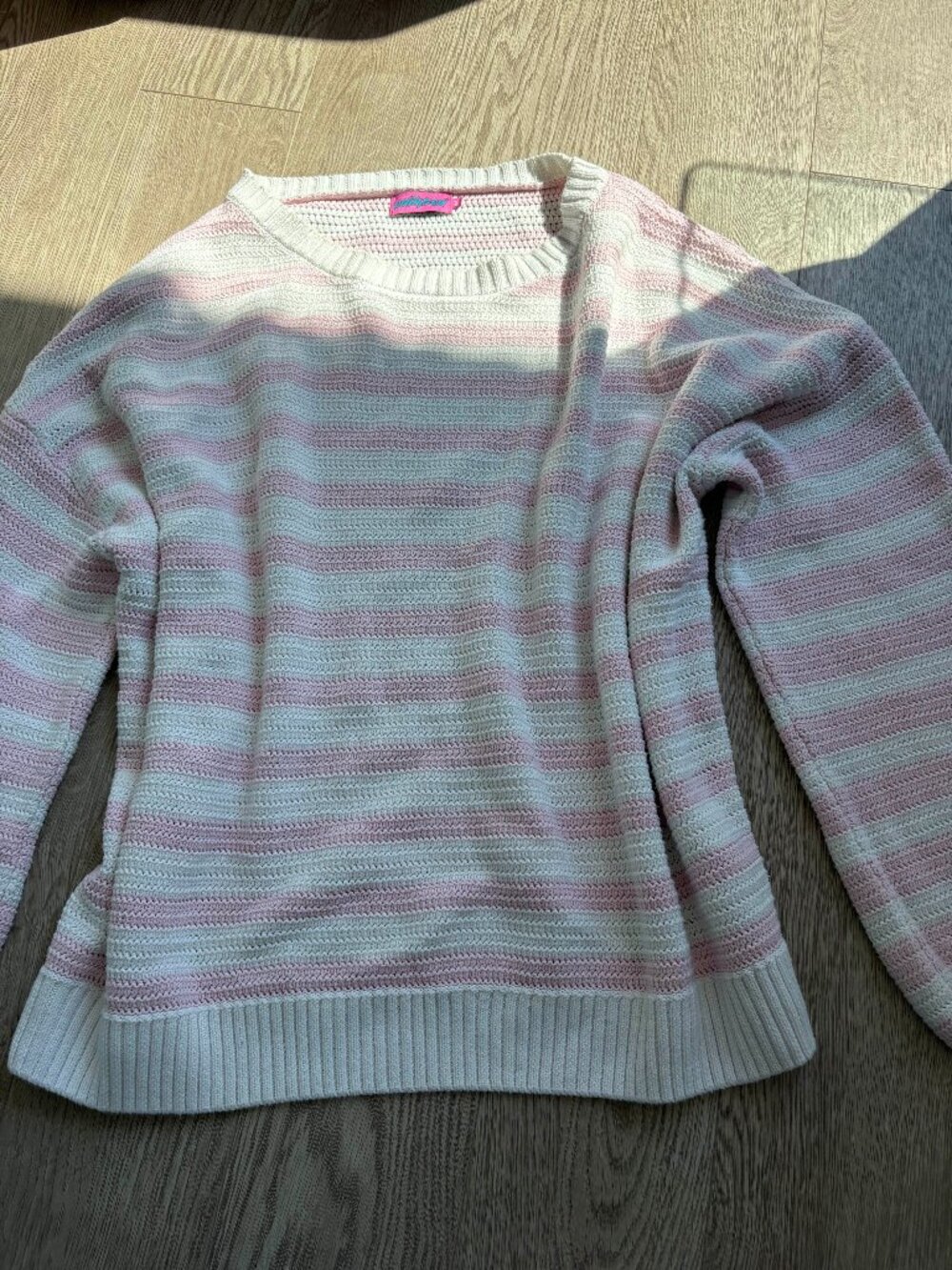 EDITKED PINK AND WHITE SWEATER